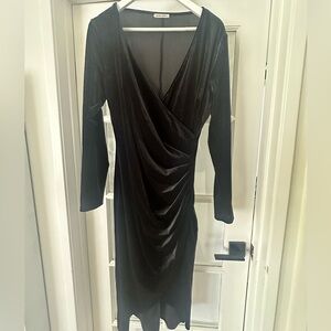 Velvet bodycon long sleeve dress